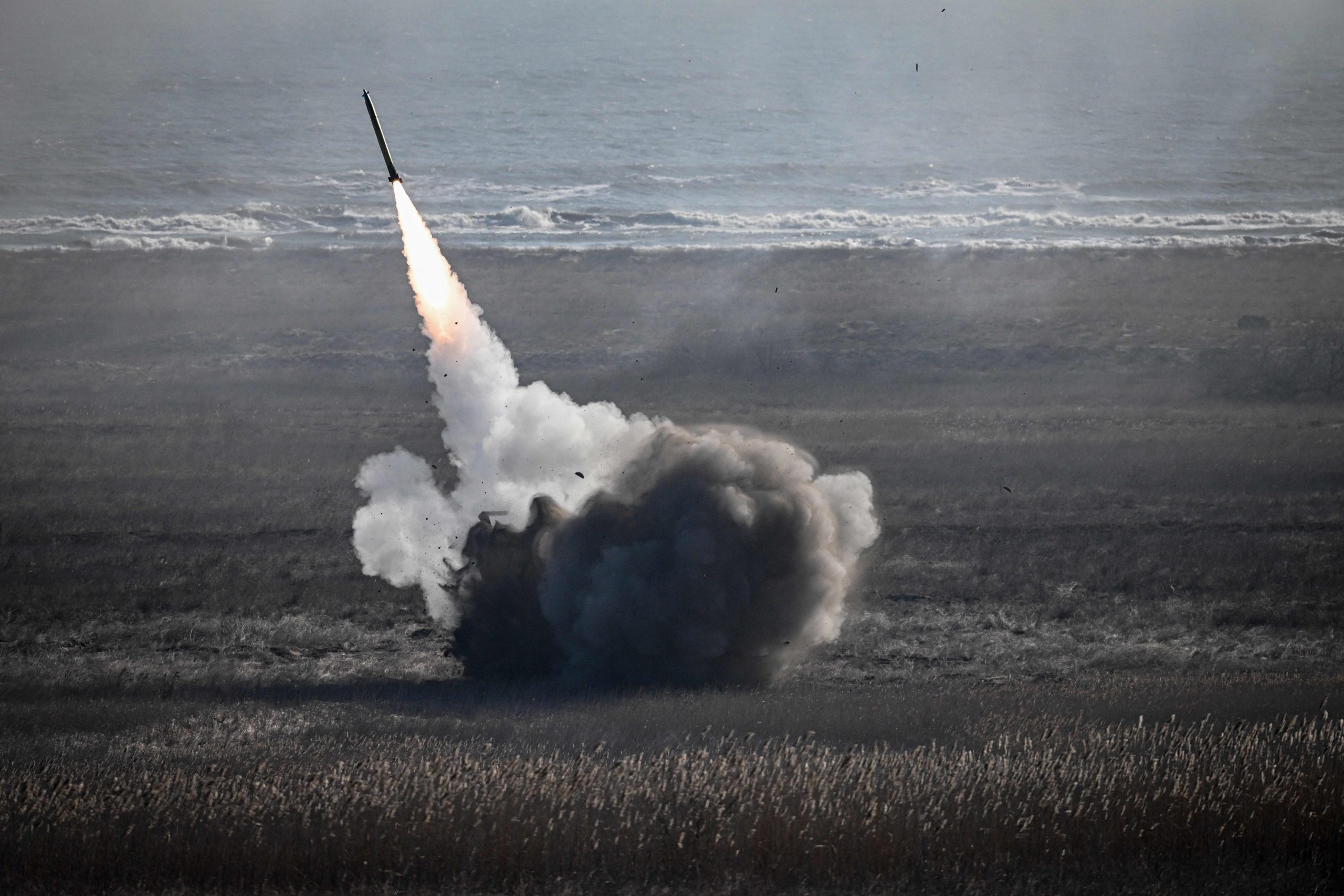 A French army multiple launch rocket system MLRS fires a rocket during "EAGLE ROYAL 23", a joint Romanian, French and US exercise at Capu Midia firing range north of Constanta, on the Black Sea shore on February 9, 2023. - The goal of Exercise EAGLE ROYAL 23 is to test the interoperability of the artillery systems (Photo by Daniel MIHAILESCU / AFP) (Photo by DANIEL MIHAILESCU/AFP via Getty Images)